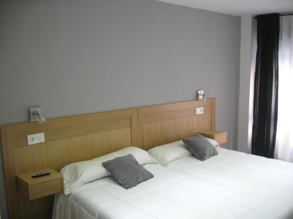 Hostal Libertad Gijon Room photo