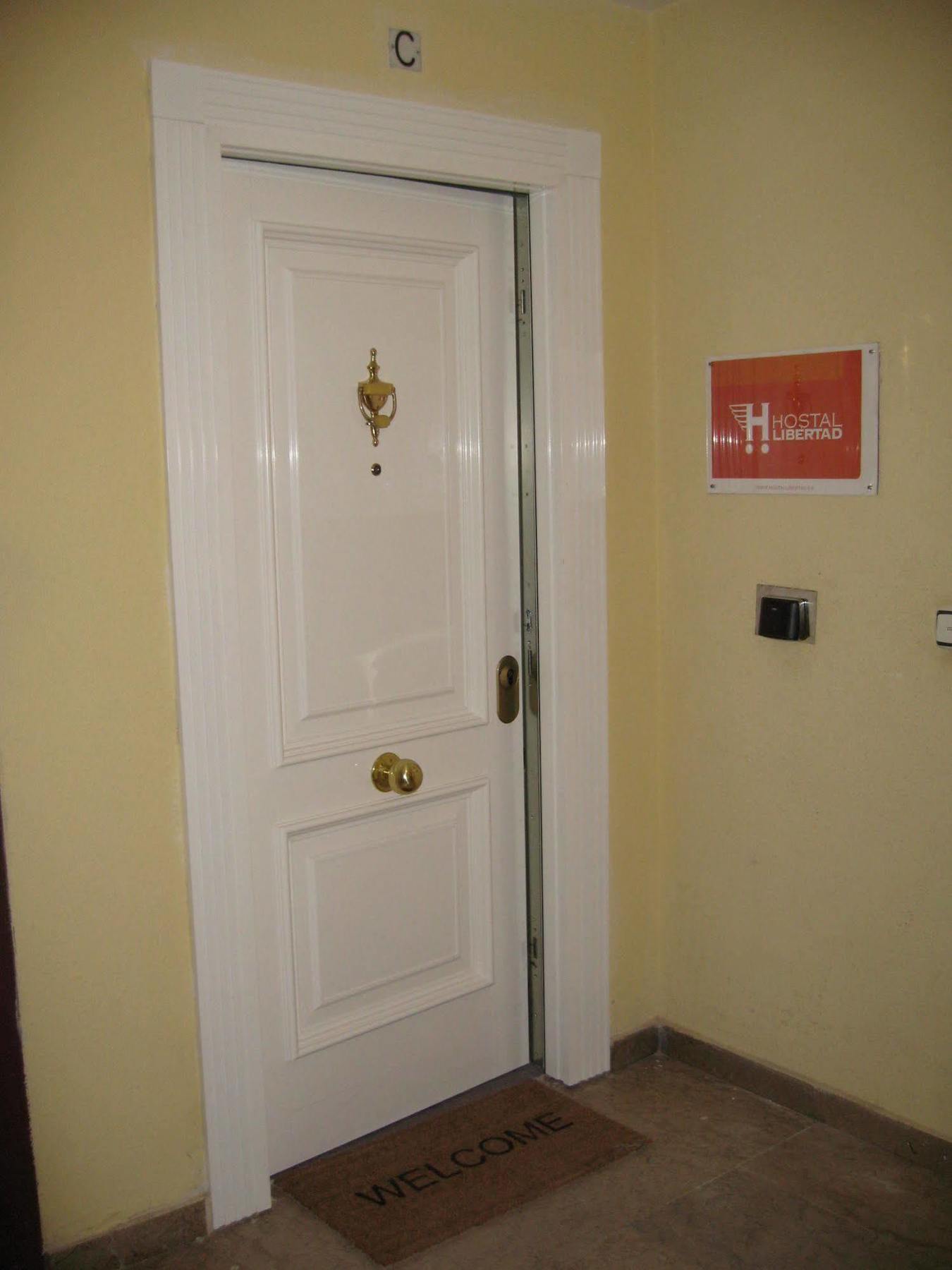 Hostal Libertad Gijon Exterior photo